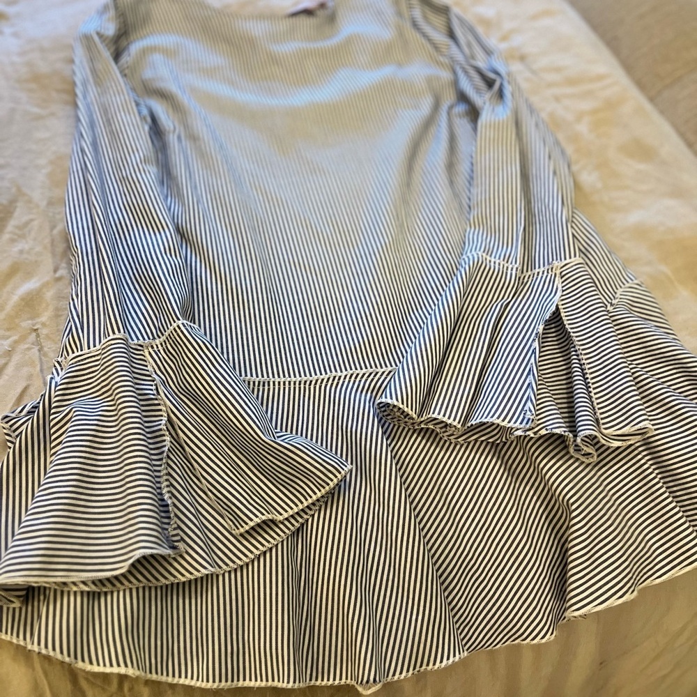3/$19 Philosophy Blue pinstripe ruffle tunic blouse top - Picture 10 of 16